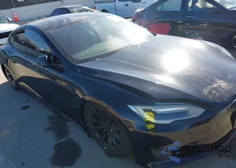 2016 Tesla Model S 60/70/75/85 z USA, uszkodzony, nr VIN 5YJSA1E14GF176672